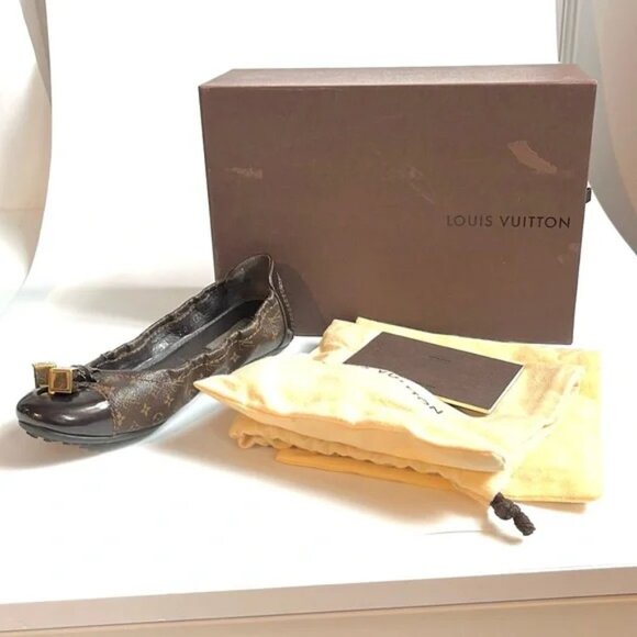Louis Vuitton Lovely Brown Monogram Canvas Cube Patent-Leather-Trim Flats - Picture 11 of 11